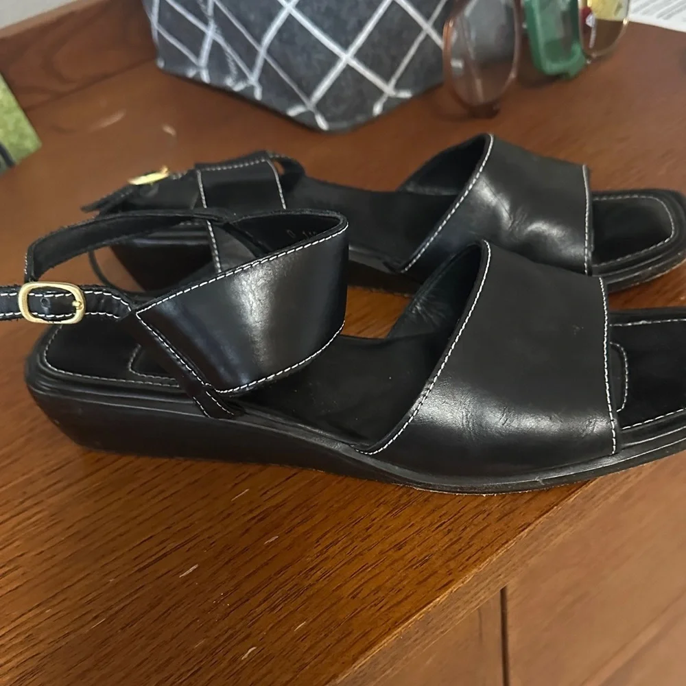 Cole Haan Black Leather Sandals with Gold Buckle - Picture 1 of 2